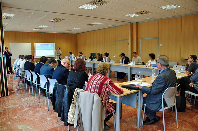 group-meeting-01