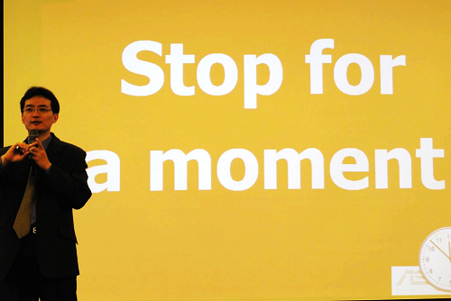 on-the-stage-01